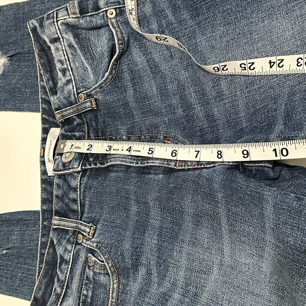 Moussy Womens Size 26 Distressed Mid Rise Cropped Raw Hem Jeans Pants Blue Denim - Picture 8 of 12